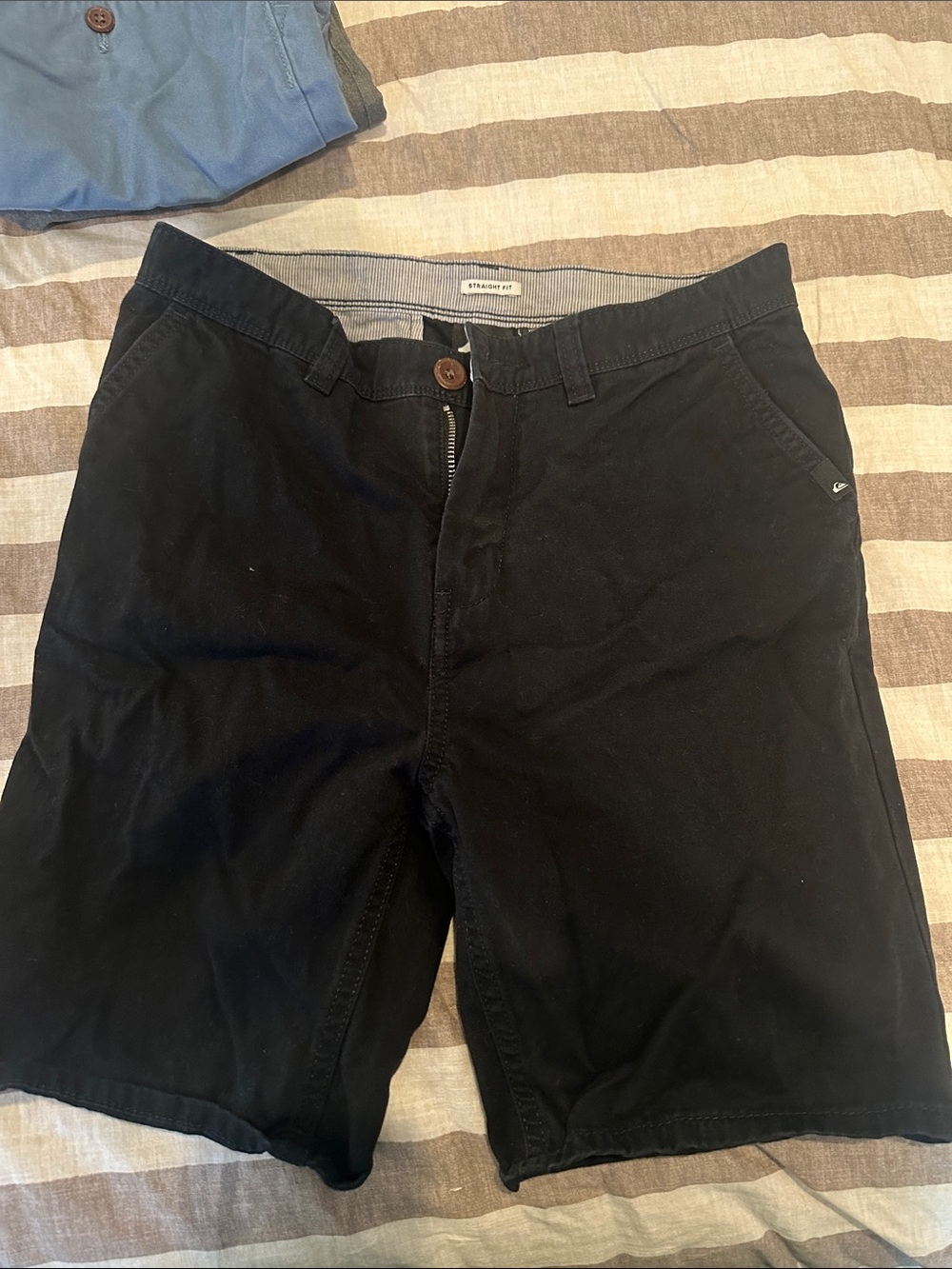 Quiksilver Black Straight Fit Men's Shorts